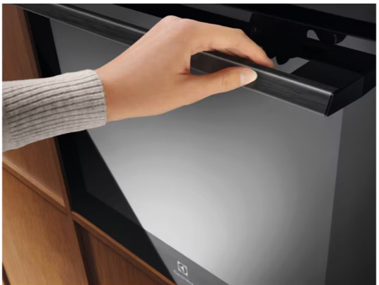 Electrolux - 500 Serisi SteamBake Buhar Destekli Pirolitik Temizleme Sistemli Wi-Fi 72 lt Siyah Ankastre Fırın