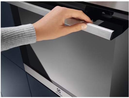 Electrolux - 600 Serisi SurroundCook AquaClean Temizlik Sistemli 65 lt Inox Ankastre Fırın