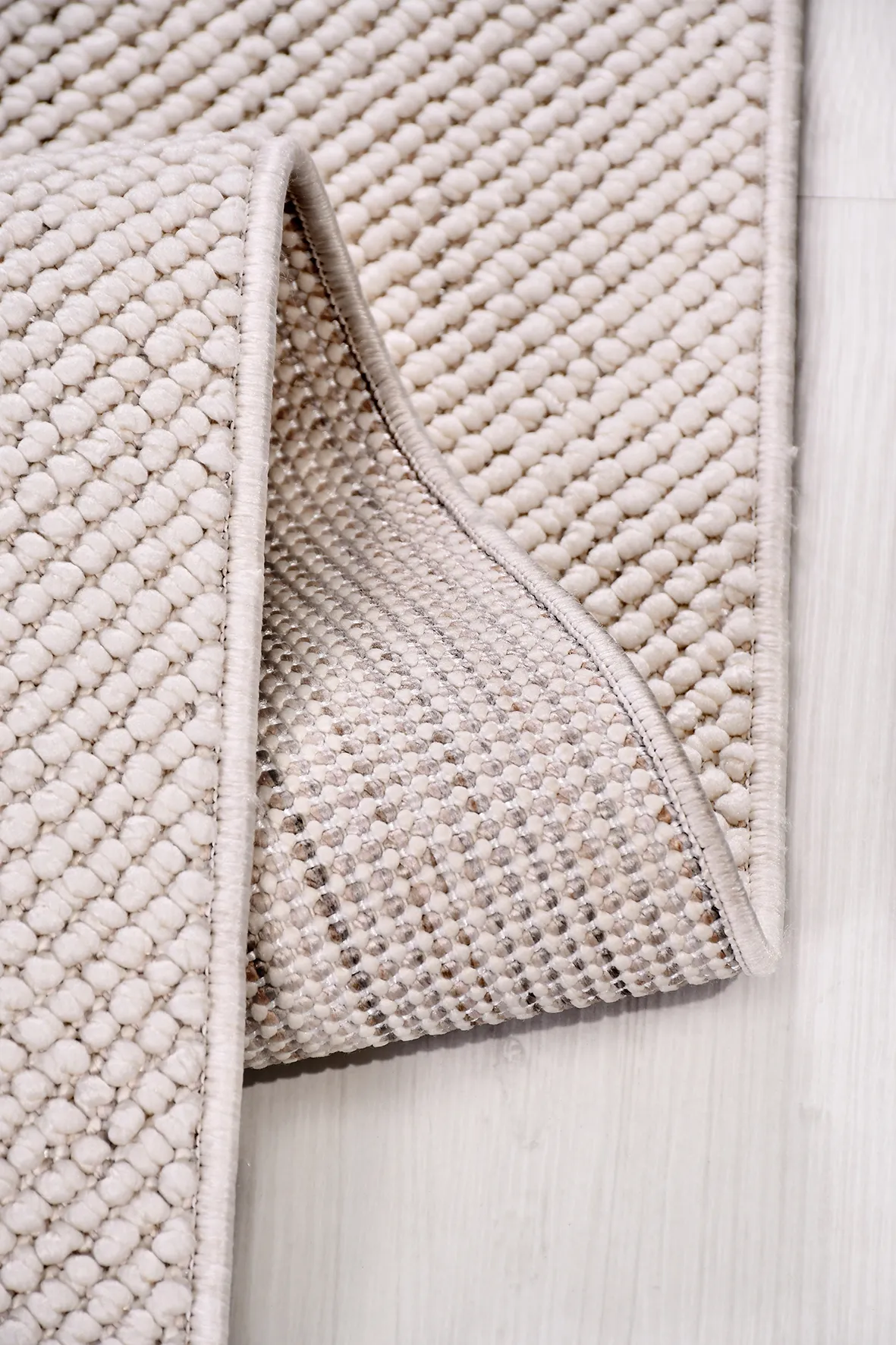 PARLA-Beyaz- Özel Ölçü- Oturma Odası, Koridor, Yatak Odası Halısı- Robot Süpürgeye Uyumlu-Kolay Temizlenebilir- Uygun Fiyat