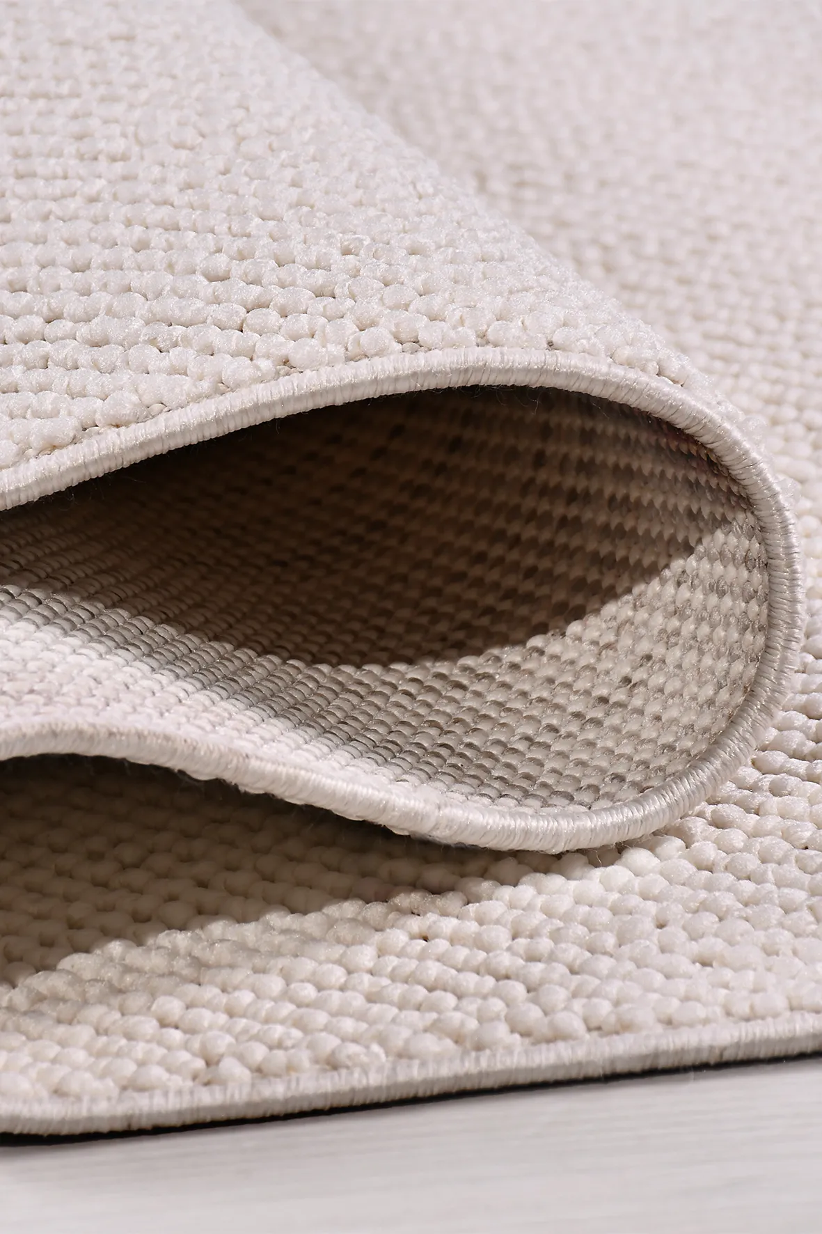 PARLA-Beyaz- Özel Ölçü- Oturma Odası, Koridor, Yatak Odası Halısı- Robot Süpürgeye Uyumlu-Kolay Temizlenebilir- Uygun Fiyat