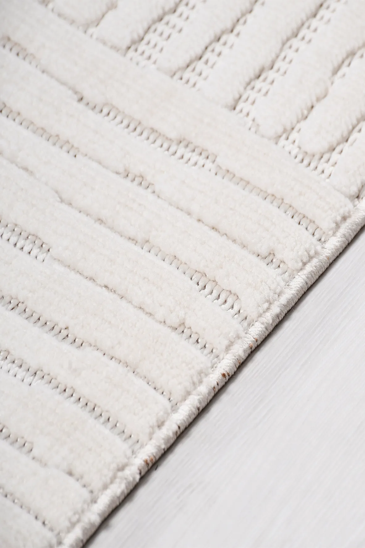 TİGANA-Krem- Özel Ölçü-Salon, OturmaOdası ve Koridor Halısı-Robot Süpürgeye Uyumlu-Kolay Temizlenebilir-Uygun Fiyat